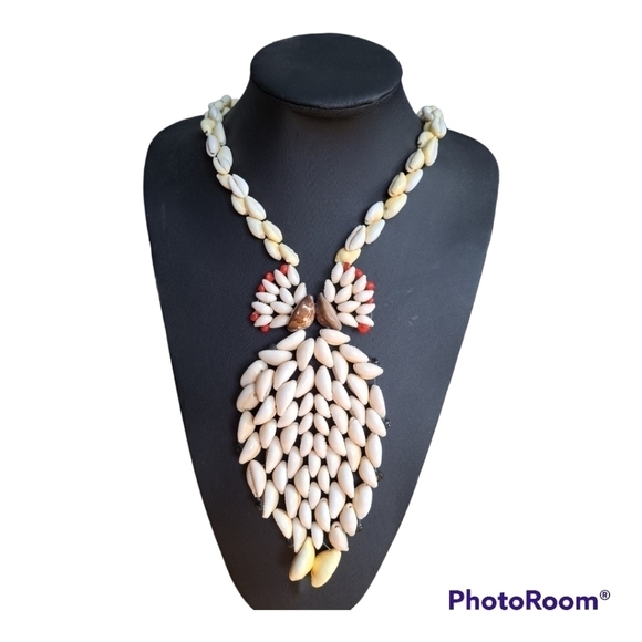 Set of 3 cowrie shells necklace Made with cowrie sea shells boho - Picture 3 of 11